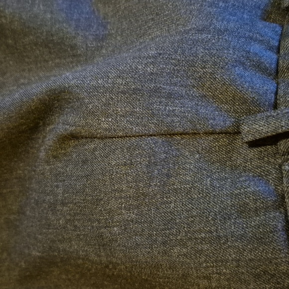 Pendleton 98% virgin wool 2% lycra. Sz.16.(#590) Single Pleat Front Zip Closure. - Picture 12 of 16